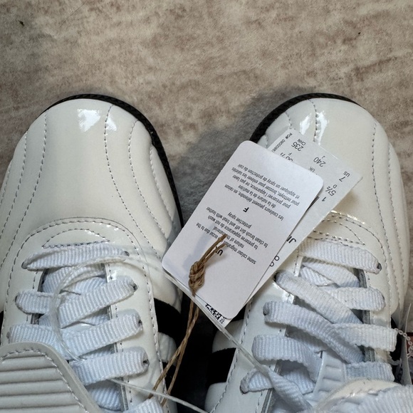 Adidas Samba LT W shoe in Cloud White patent leather women’s 7 brand new - Picture 6 of 8